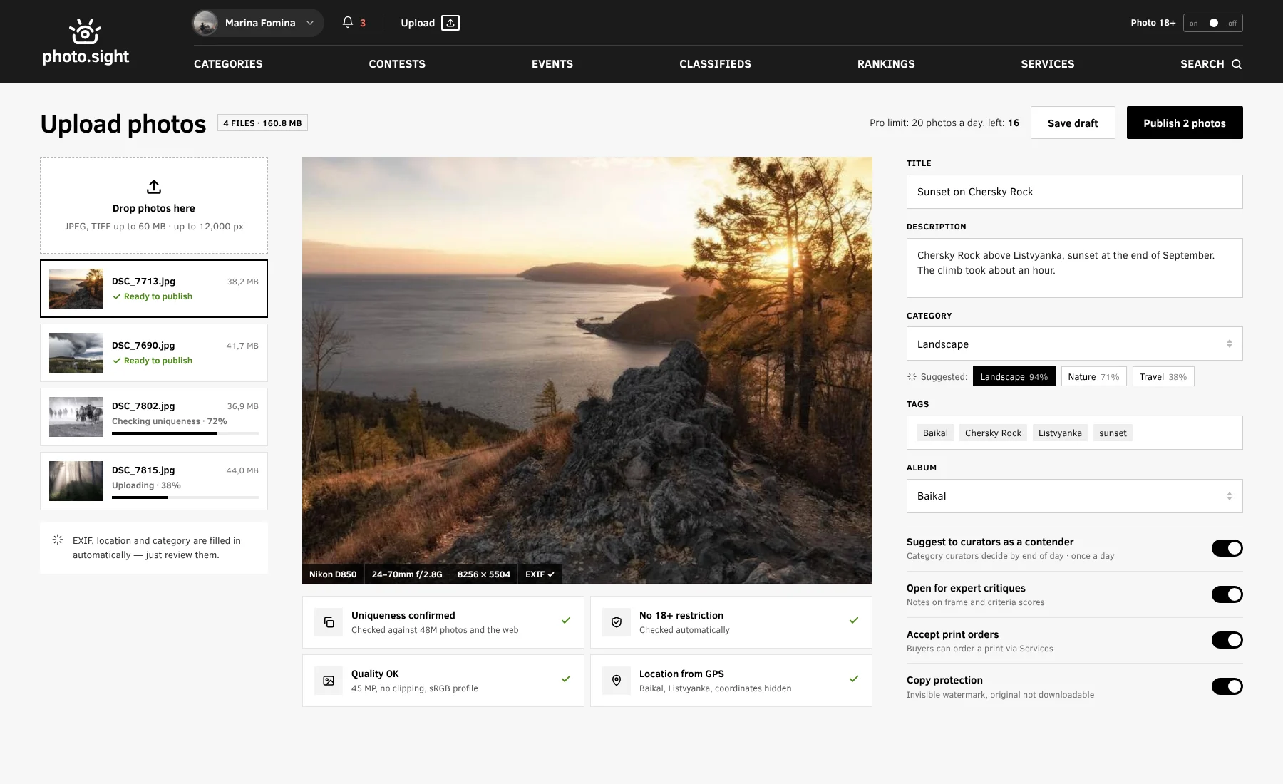 Photo upload: file queue, automatic checks and publishing form